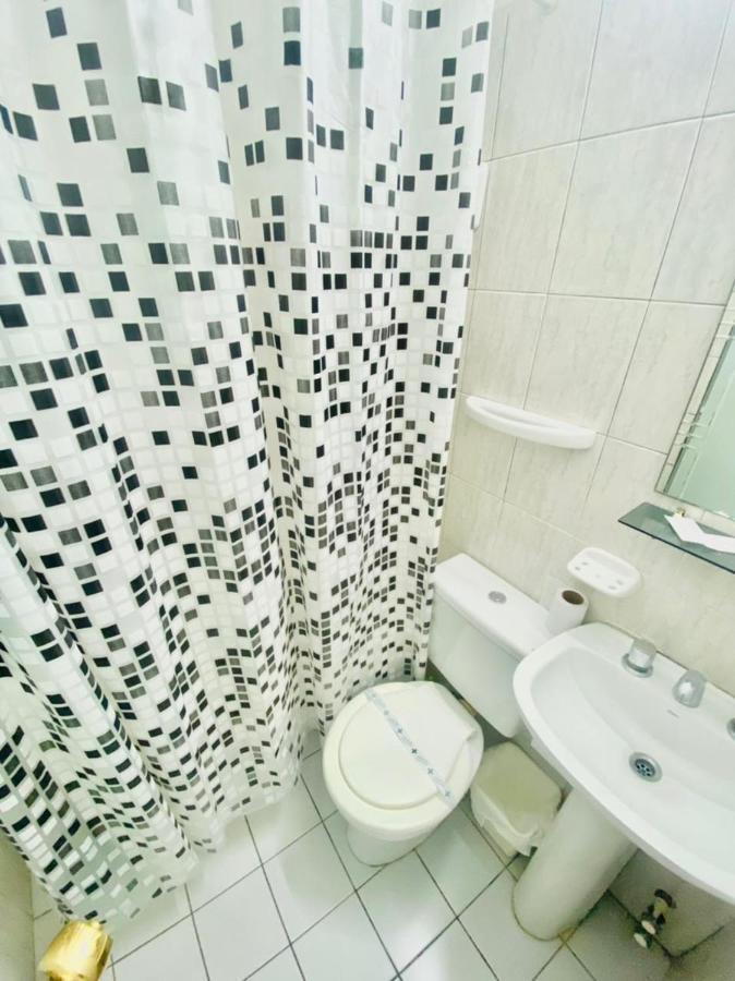 Hotel Tandil Puerto Madryn Kültér fotó