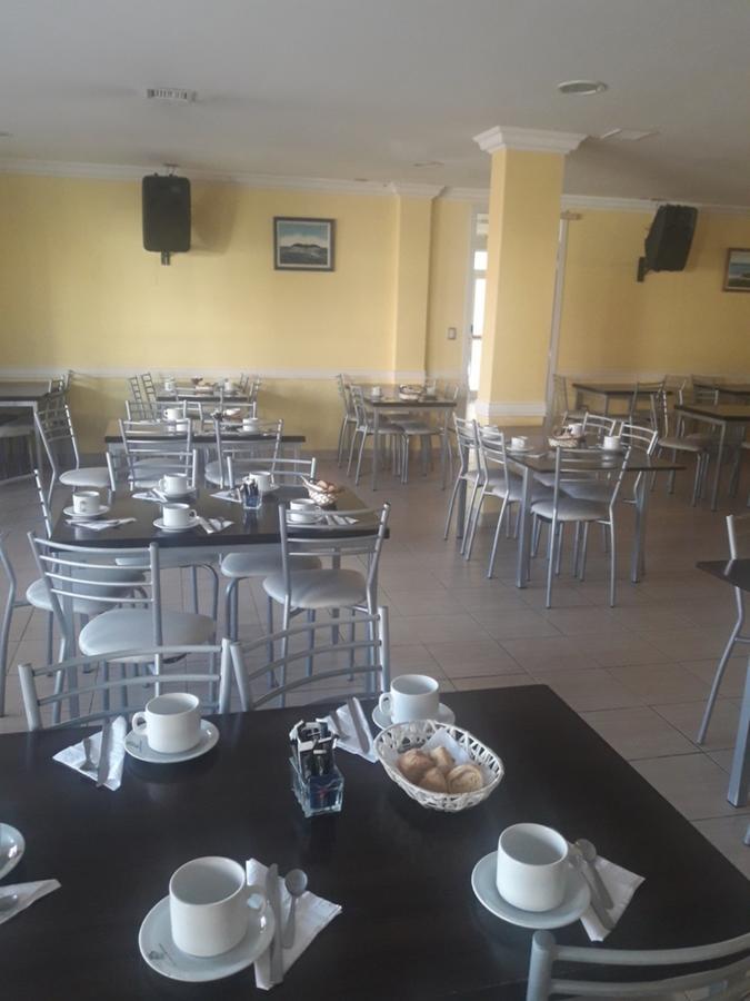 Hotel Tandil Puerto Madryn Kültér fotó