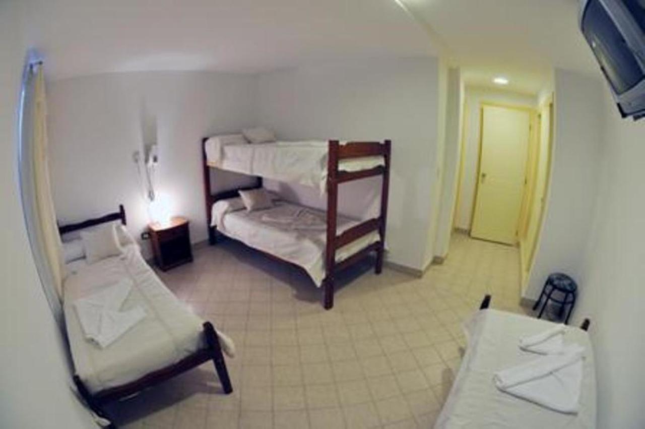 Hotel Tandil Puerto Madryn Kültér fotó