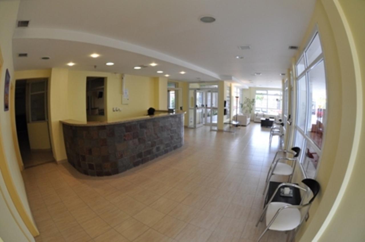 Hotel Tandil Puerto Madryn Kültér fotó